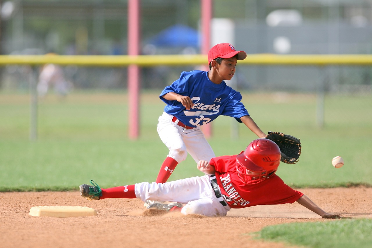 baseball, baseball player, player-1473992.jpg